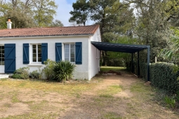 Carport aluminium avec couverture en polycarbonate